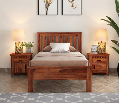 Solid Wood Single Bed with Slatted Headboard – Classic Wooden Finish